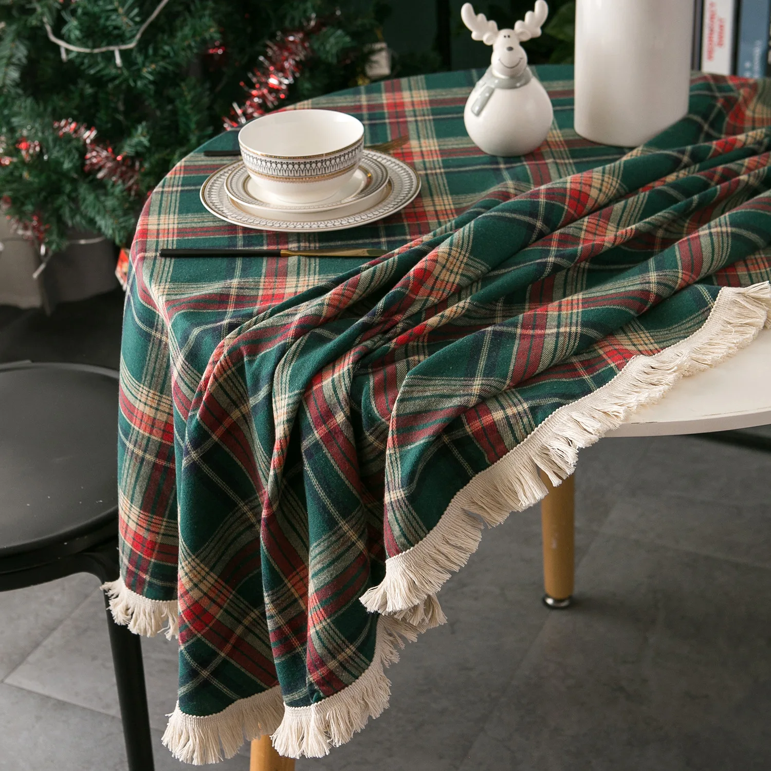 Plaid Tassels Christmas Decora - Outdoor Furniture Green 评论和价格